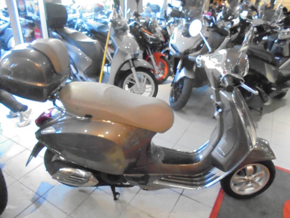 Vespa Primavera 150 3V ie (2014 - 16) (2)