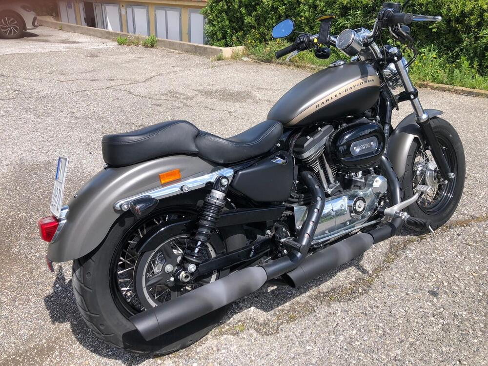 Harley-Davidson 1200 Custom (2017) - XL 1200C (5)