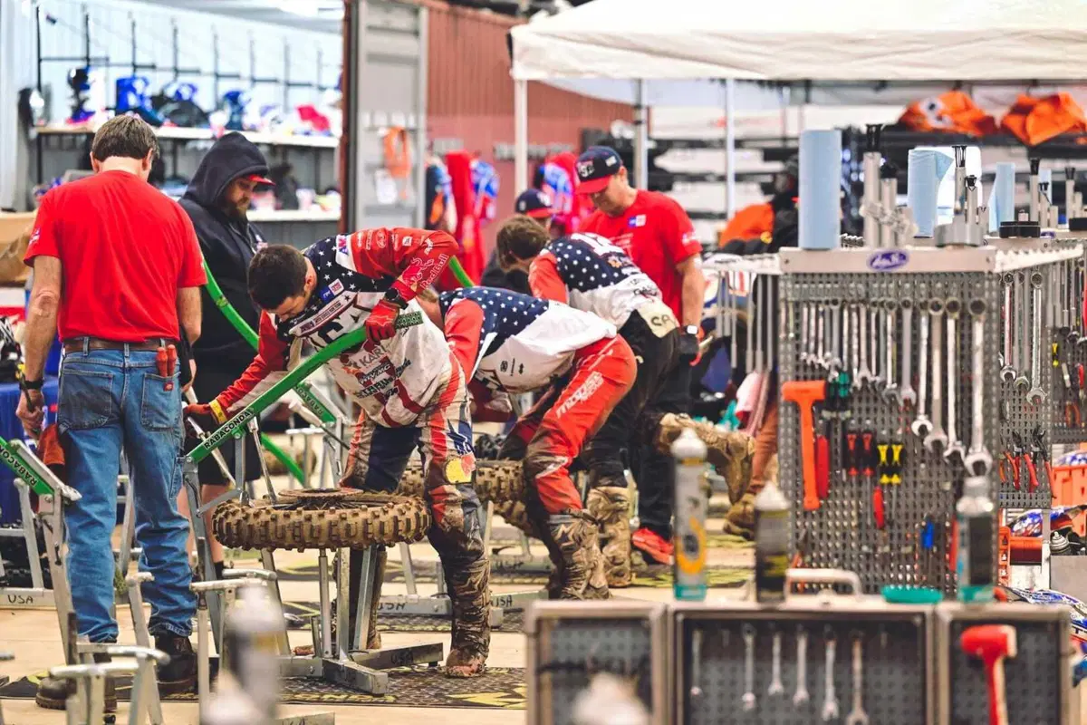 FIM 6DAYS® FLASH. D5. Garcia implacabile, Team Club Italia devastante [VIDEO] (11)