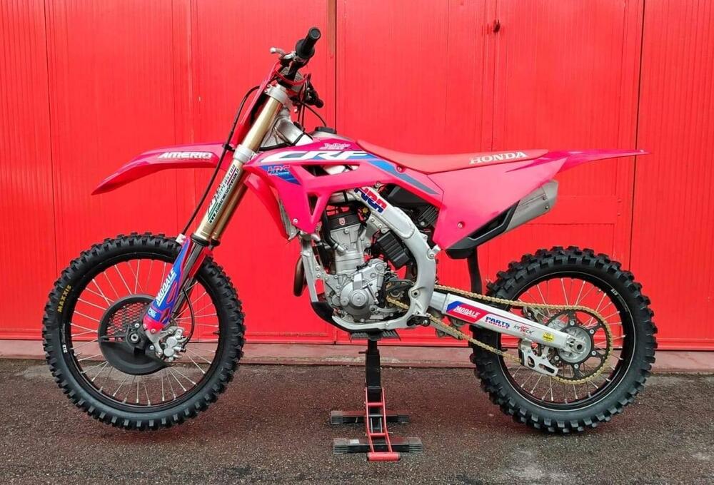 Honda CRF 250 R (2023) (2)