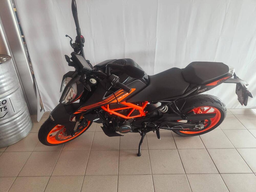 KTM 125 Duke (2021 - 23) (4)