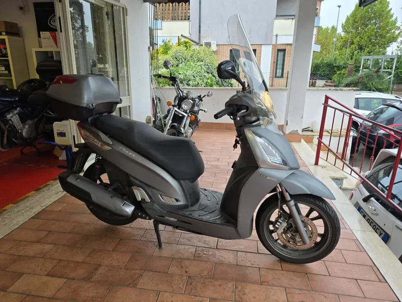 Kymco People 300i GT (2010 - 17) (6)