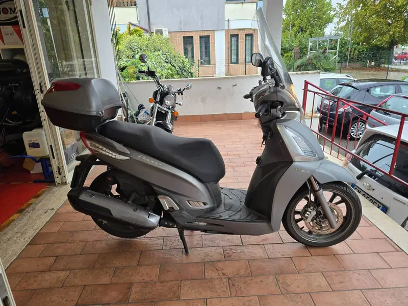 Kymco People 300i GT (2010 - 17)