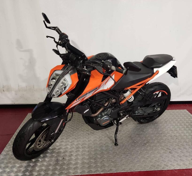 KTM 125 Duke ABS (2017 - 20) (2)