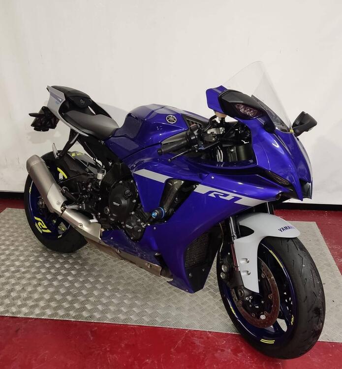 Yamaha YZF R1 (2020 - 24)