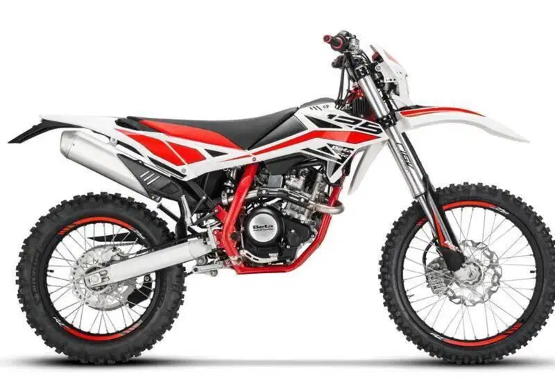 Betamotor RR 125 4T Enduro R (2024 - 26) (2)