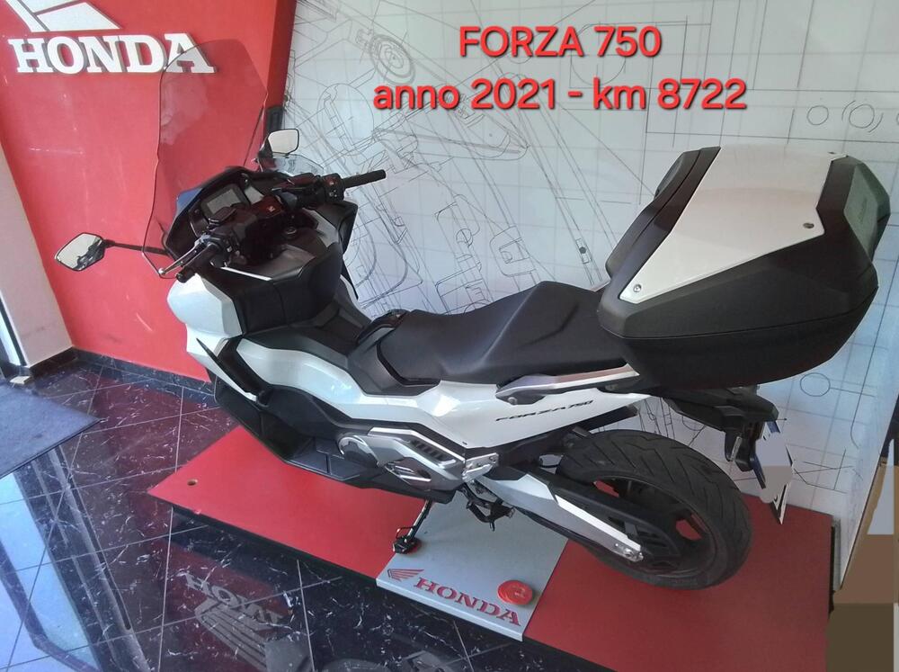 Honda Forza 750 DCT (2021 - 24) (2)