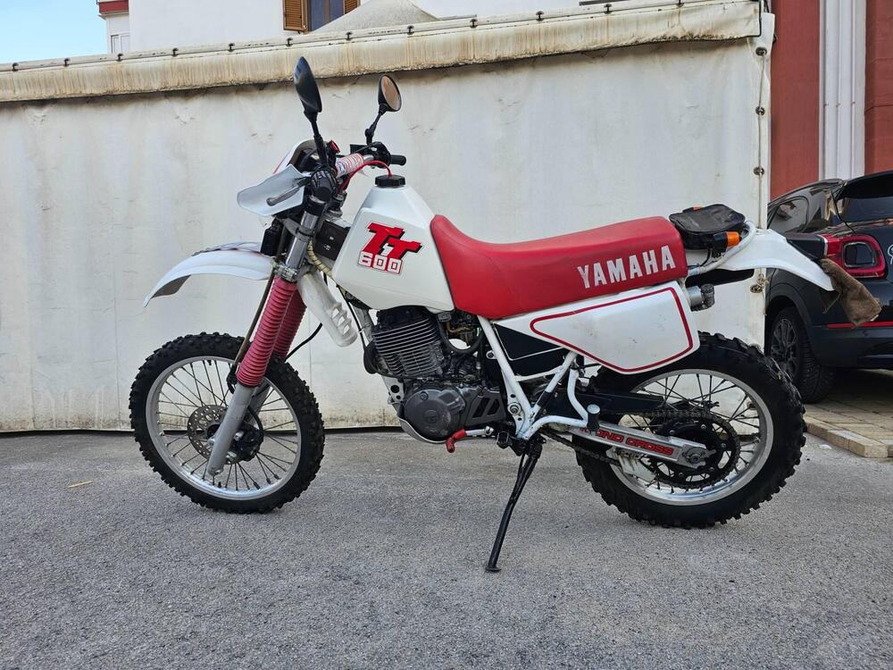 Yamaha TT 600 59X (3)