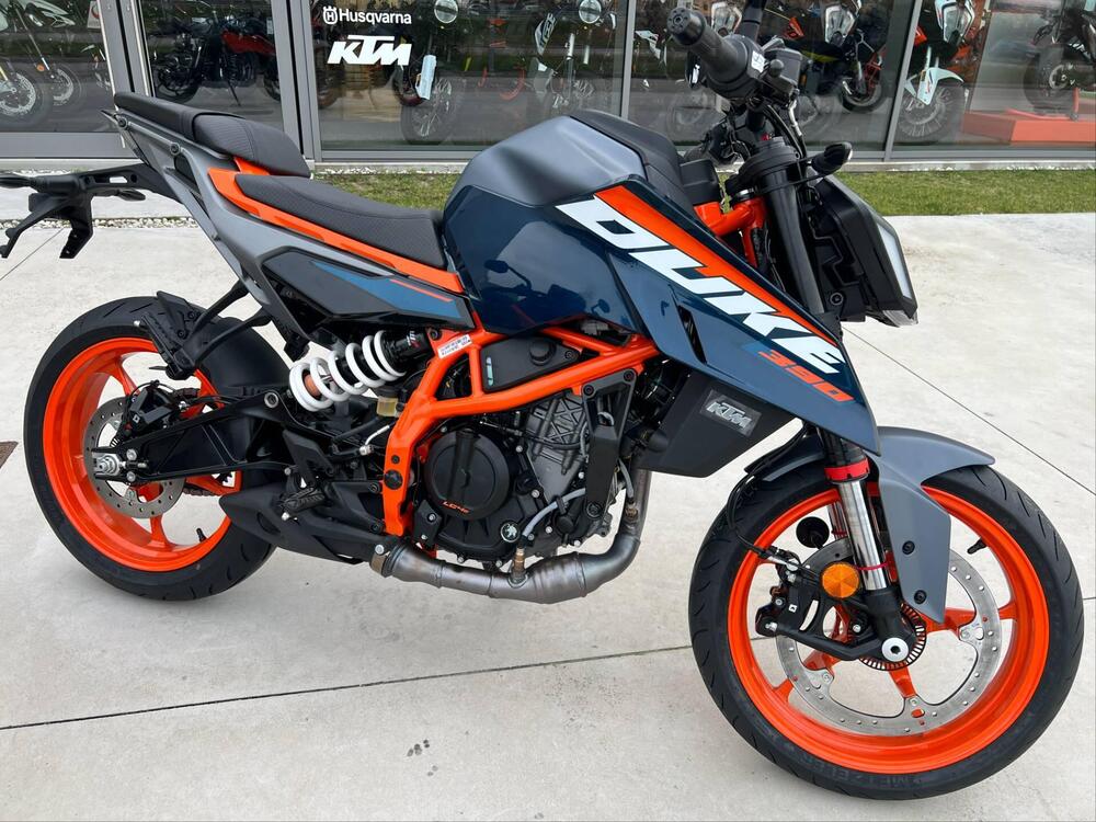 KTM 125 Duke (2024) (3)