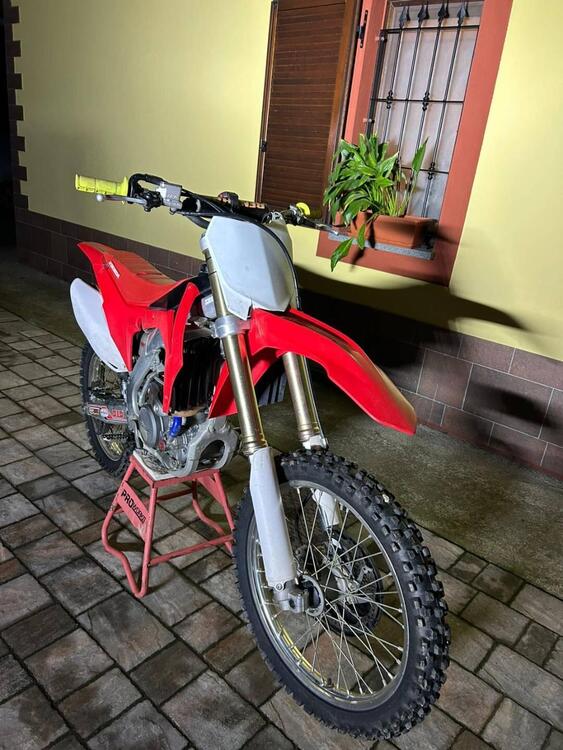 Honda CRF 250 R (2017) (3)