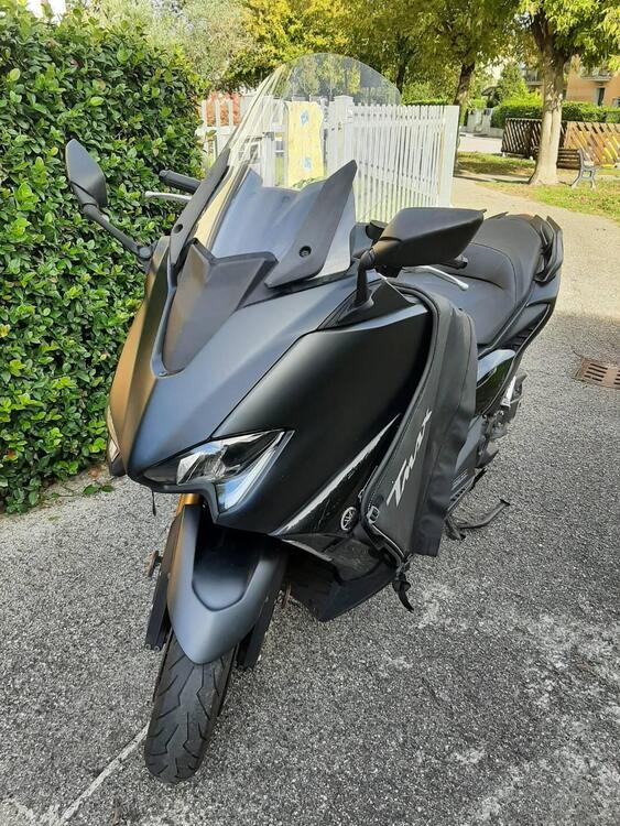 Yamaha T-Max 560 Tech Max (2020) (5)