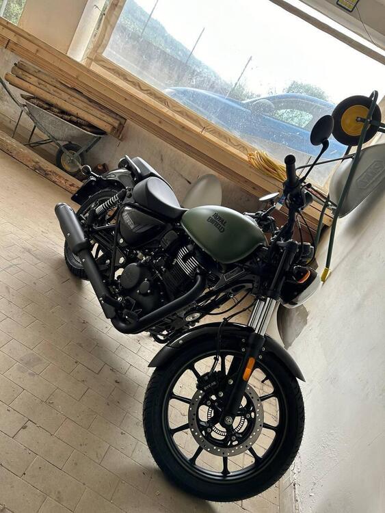 Royal Enfield Meteor 350 Fireball (2021 - 24)