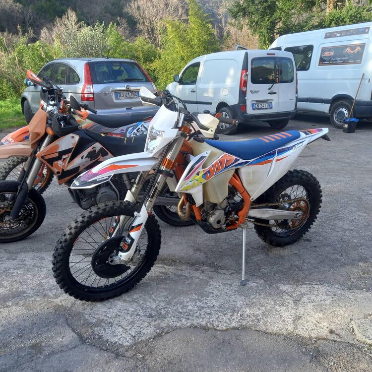 KTM EXC 250 F Six Days (2022)