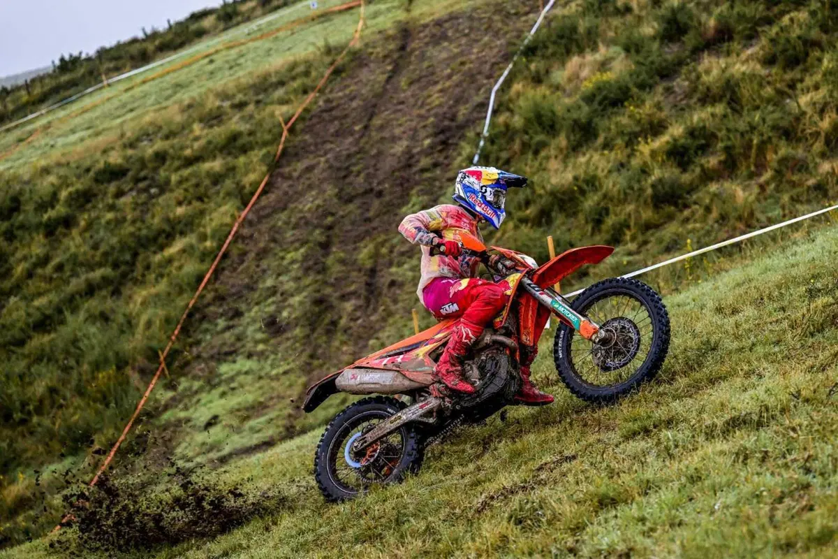 FIM 6DAYS® FINALE. Garcia semidio, Francia modello, Club Italia stella guida [VIDEO] (17)