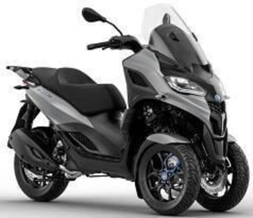 Piaggio MP3 310 Sport (2025) (2)