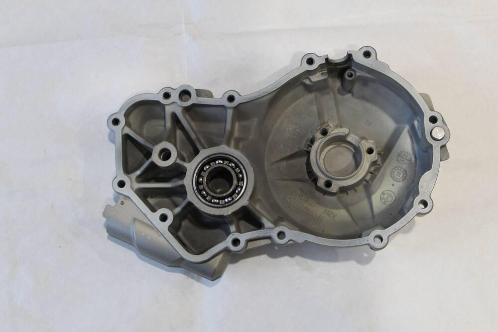 COPERTURA ALTERNATORE COD. 11 14 7 725 738 BMW (2)