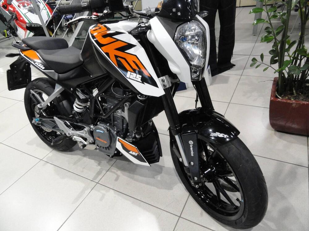 KTM 125 Duke ABS (2013 - 16) (2)