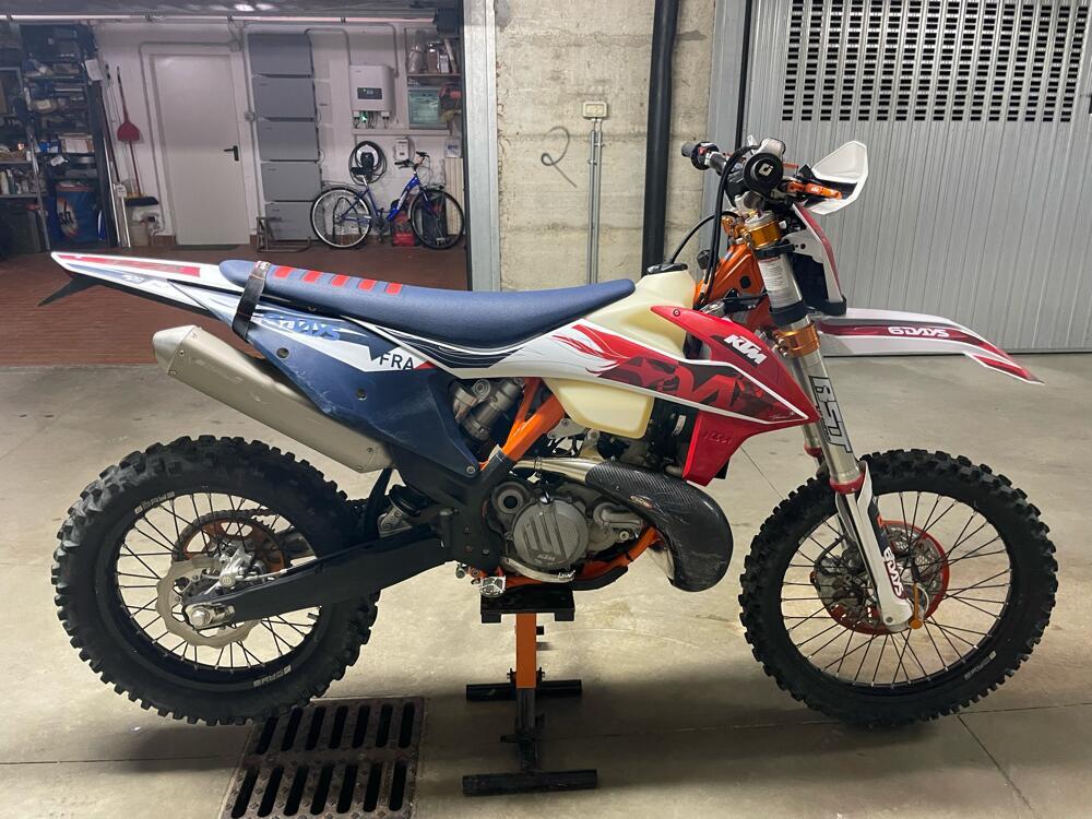 KTM EXC 300 TPI Six Days (2023) (3)