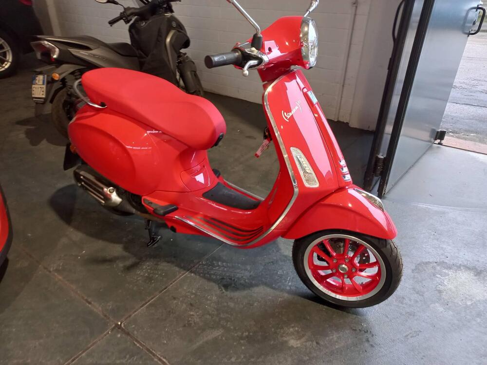 Vespa Primavera 125 RED (2021 - 24)