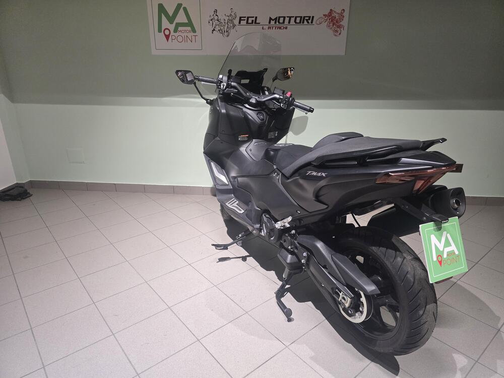 Yamaha T-Max 560 (2022 - 24) (5)