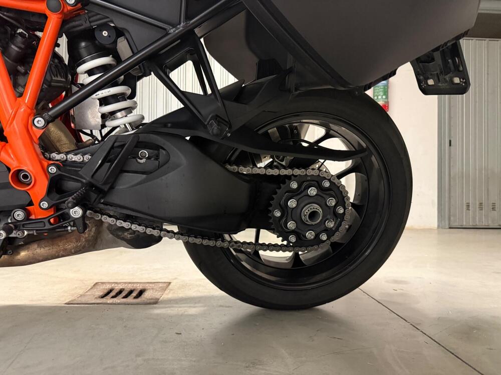 KTM 1290 Super Duke GT (2019 - 20) (5)