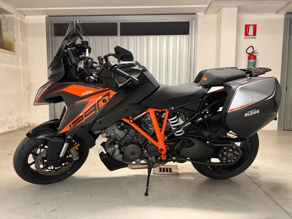 KTM 1290 Super Duke GT (2019 - 20)