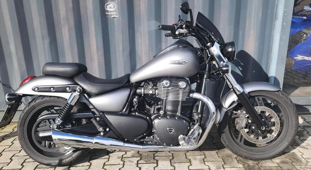 Triumph Thunderbird Storm 1700 ABS (2010 - 16)