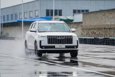 Jaecoo J5: svelata la nuova Suv di Chery, eccola dal vivo [VIDEO]