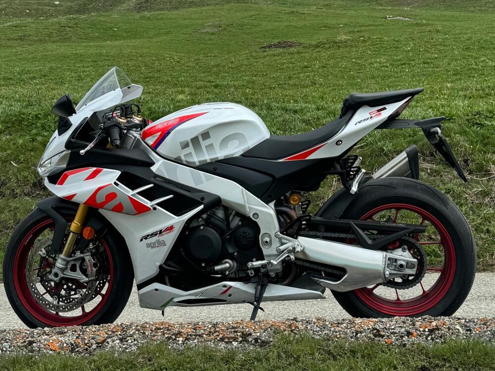 Aprilia RSV4 1100 Factory Speed White (2023 - 24)