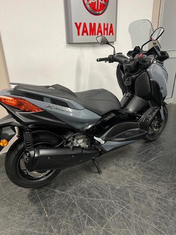 Yamaha X-Max 300 Tech Max (2021 - 24) (4)