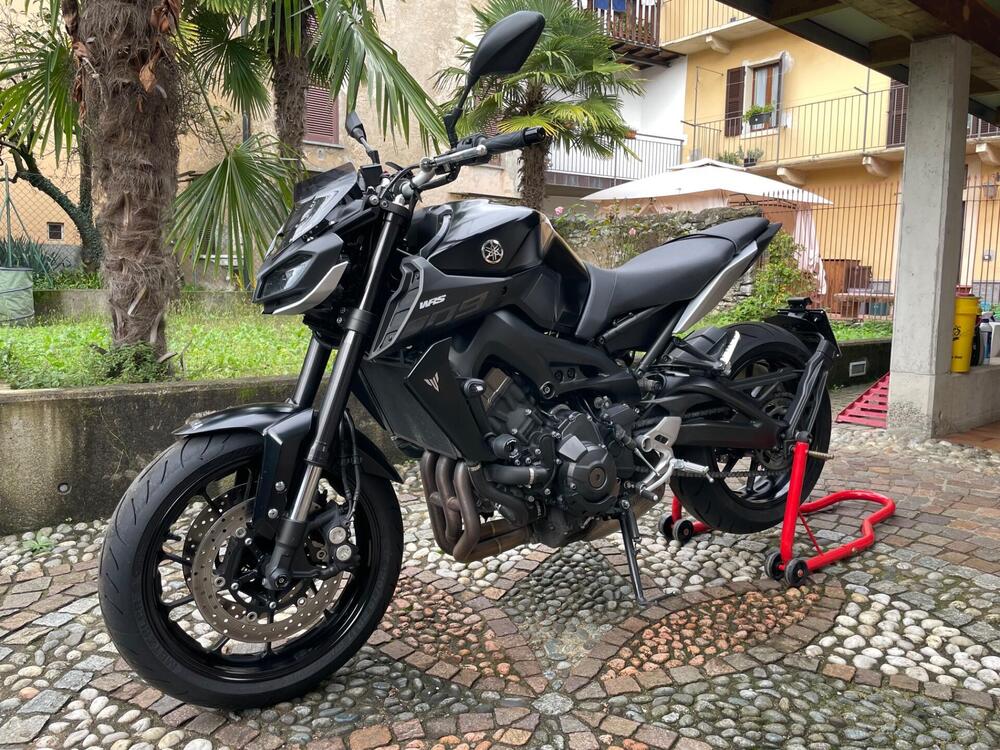 Yamaha MT-09 (2017 - 20) (3)