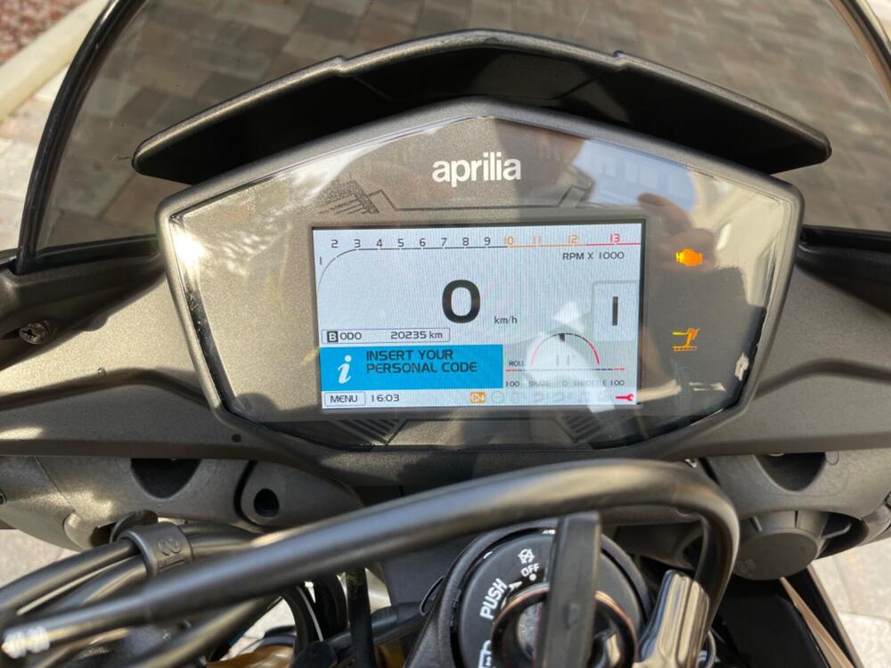 Aprilia Tuono 1100 V4 Factory (2019 - 20) (5)