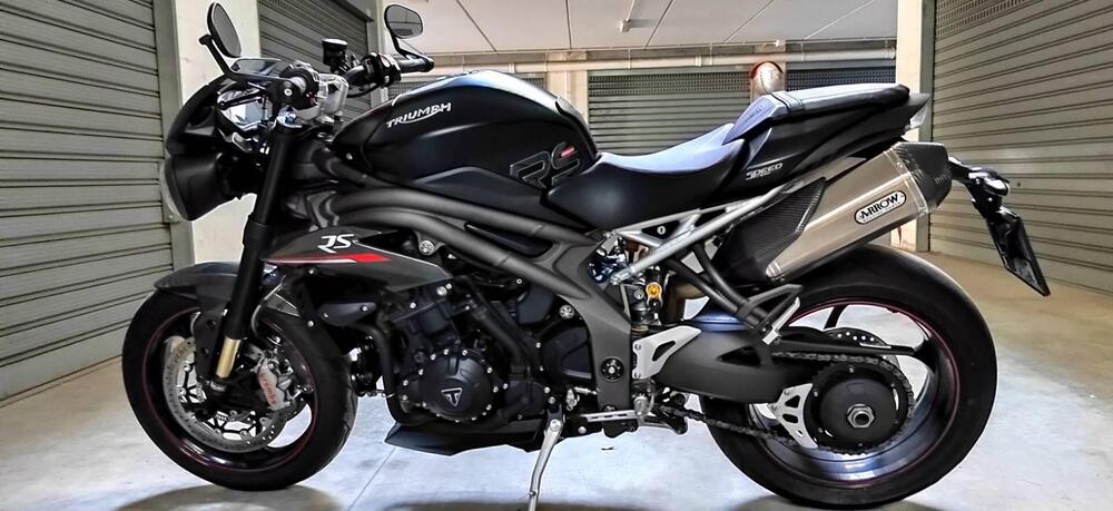 Triumph Speed Triple 1050 RS (2018 - 20) (4)