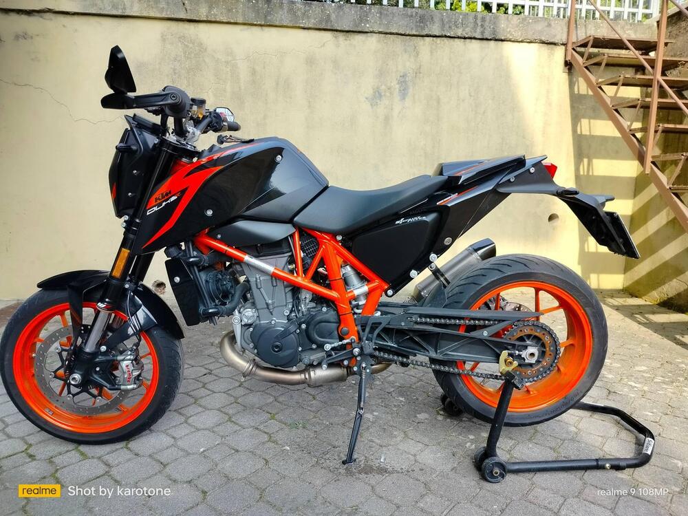 KTM 690 Duke R (2016 -17) (2)