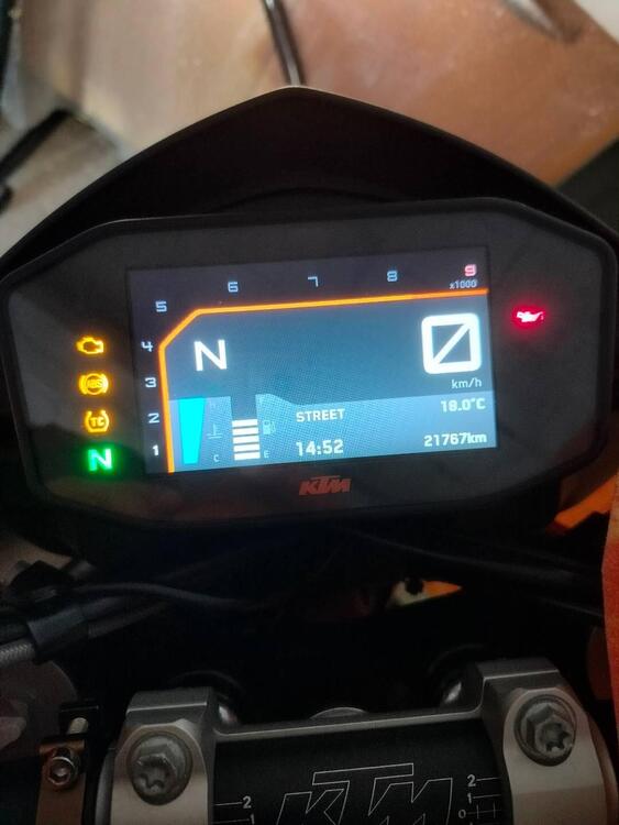 KTM 690 Duke R (2016 -17) (3)