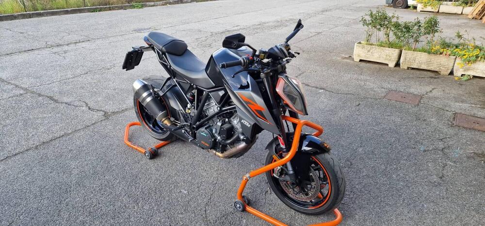 KTM 1290 Super Duke R ABS (2017 - 18) (3)