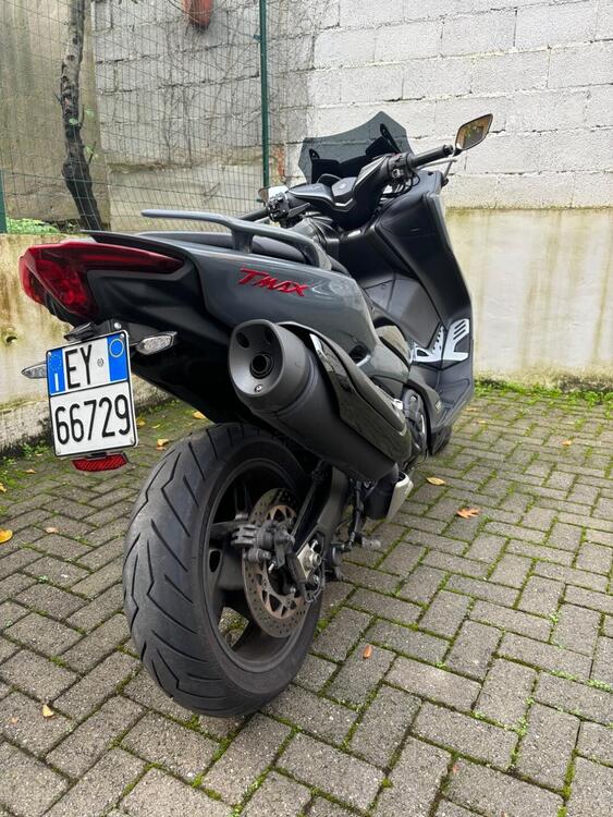 Yamaha T-Max 560 Tech Max (2021)