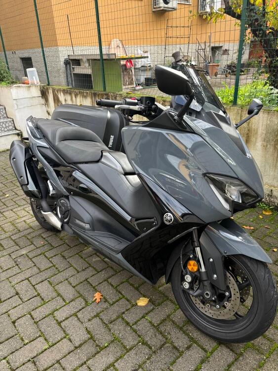 Yamaha T-Max 560 Tech Max (2021) (4)