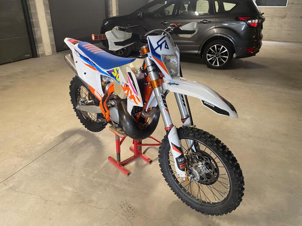 KTM EXC 300 TPI Six Days (2022)