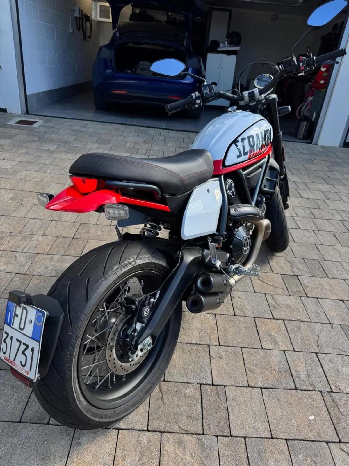 Ducati Scrambler 800 Urban Motard (2022) (6)