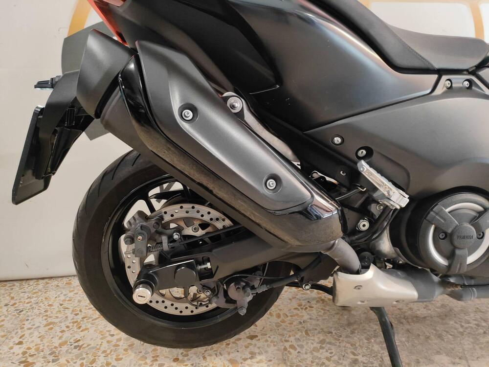 Yamaha T-Max 560 (2022 - 24) (5)