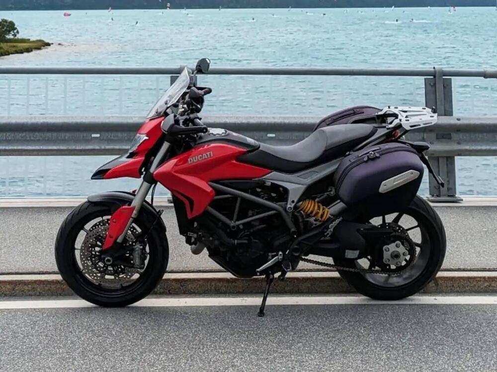 Ducati Hyperstrada 821 (2013 - 15) (3)