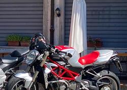 MV Agusta Brutale 910 S (2005 - 11) usata