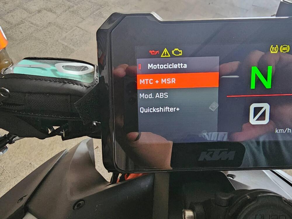 KTM 1290 Super Duke R EVO (2022 - 23) (3)