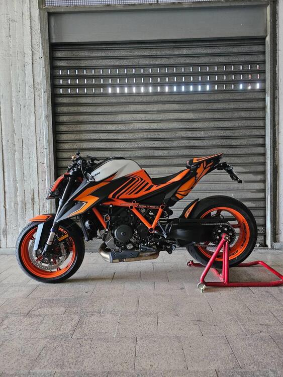 KTM 1290 Super Duke R EVO (2022 - 23) (5)