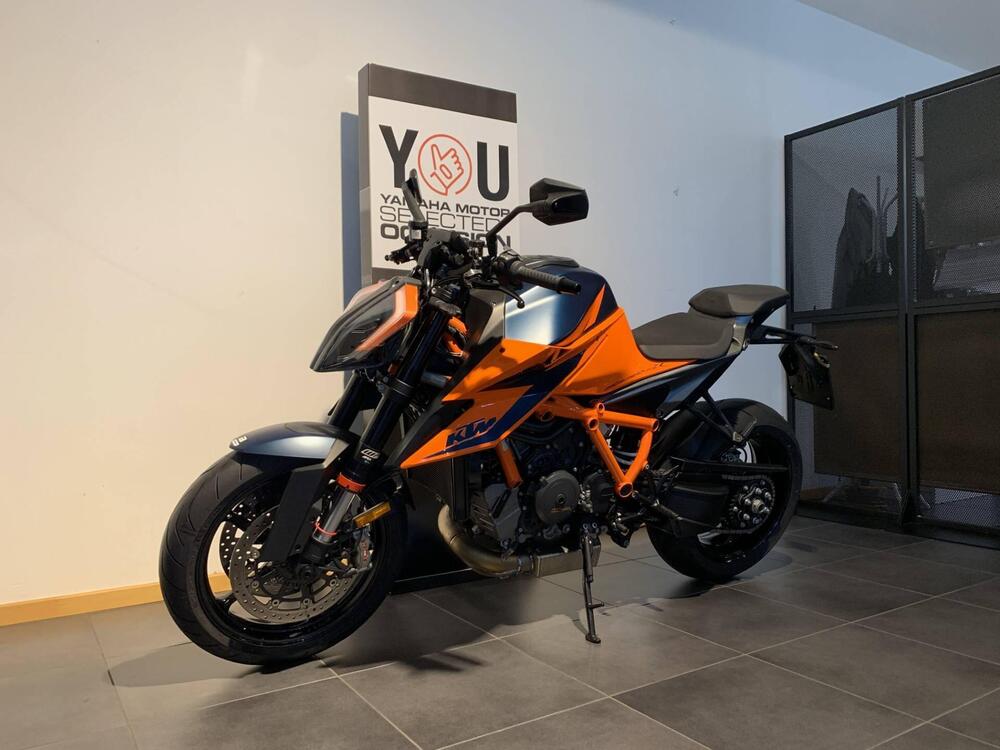 KTM 1290 Super Duke R (2021) (2)