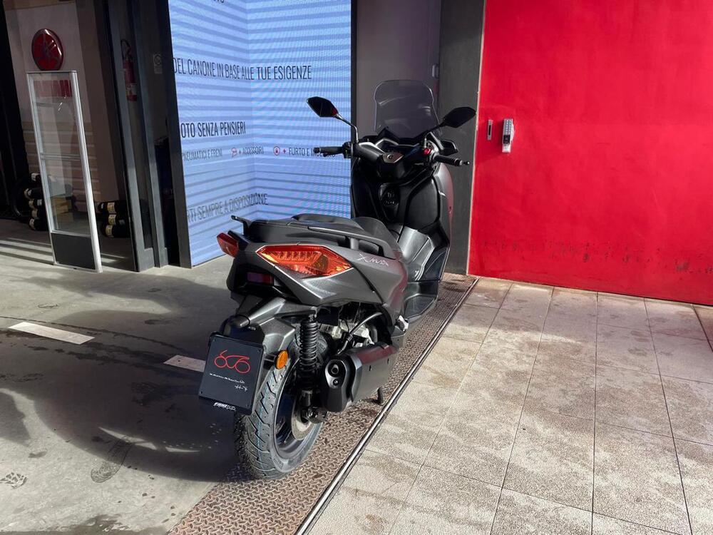 Yamaha X-Max 300 Iron Max (2019 - 20) (3)