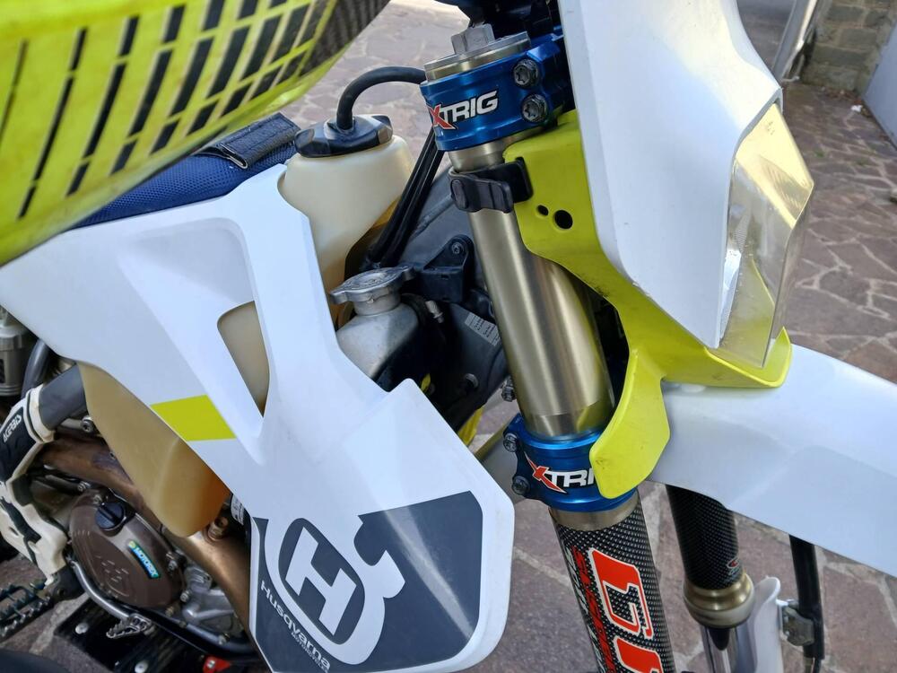 Husqvarna FE 450 (2022) (3)