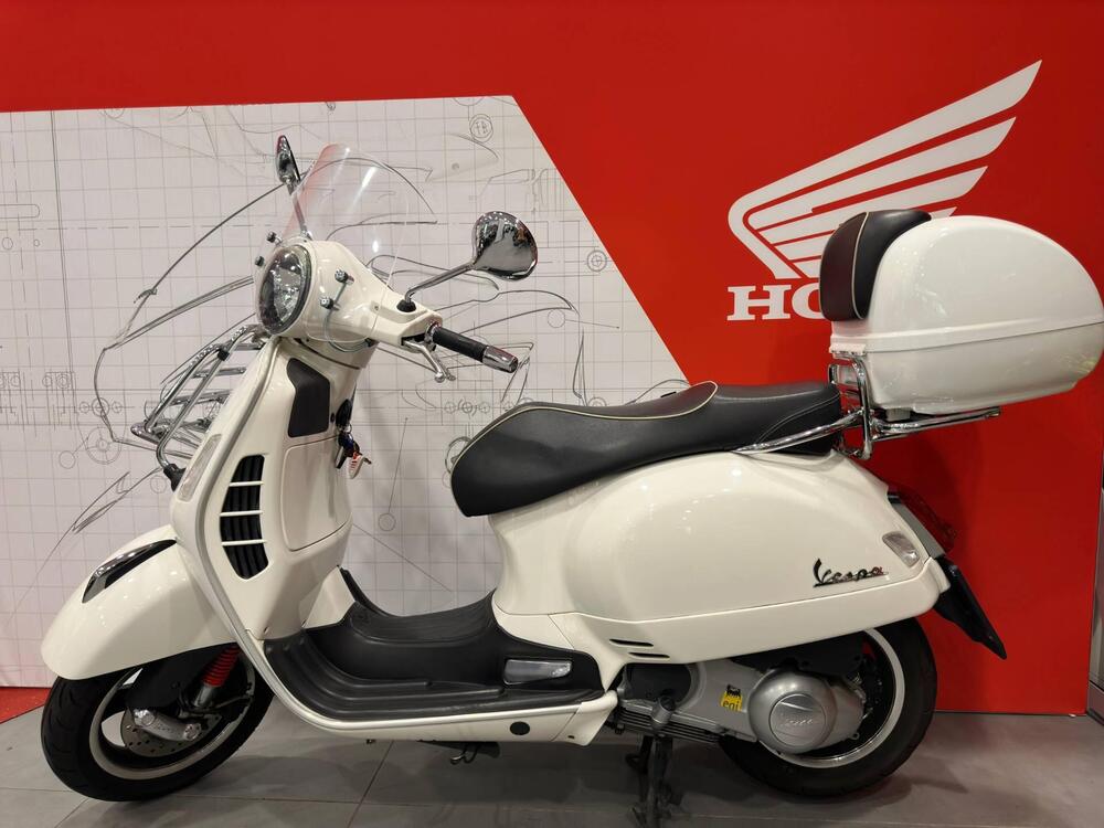 Vespa GTS 300 Touring ABS (2014 - 16)