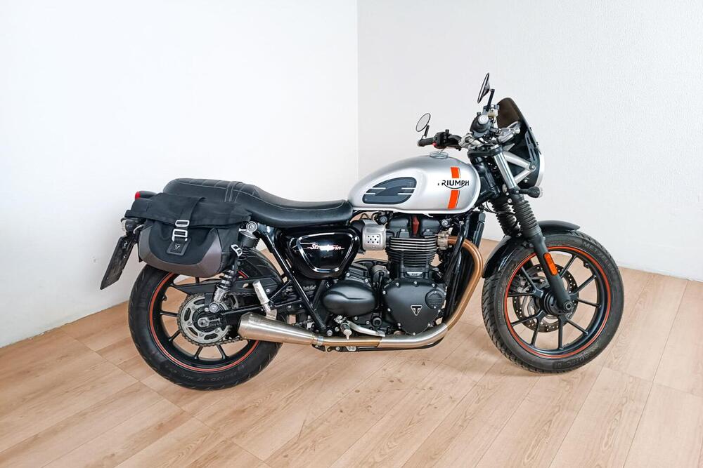 Triumph Street Twin 900 (2017 - 18)